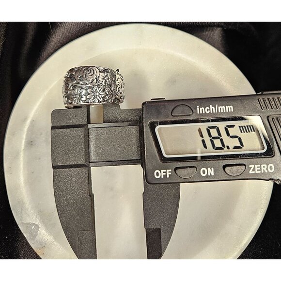 Silpada Vintage Wide Band Silver Ring 8.5 Christmas Holiday - Picture 4 of 7